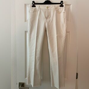 Frame Le Crop Mini Boot ecru denim.